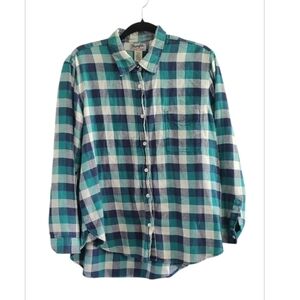 Wrangler Green and Navy Plaid Button Down Long Sleeve Shirt